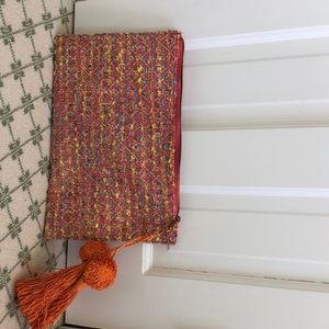 Fun clutch